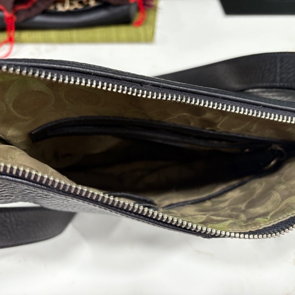 Coach Black Pebble Leather bag - Picture 3 of 3